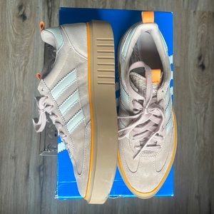 Women’s Adidas Sleek Super 72 W